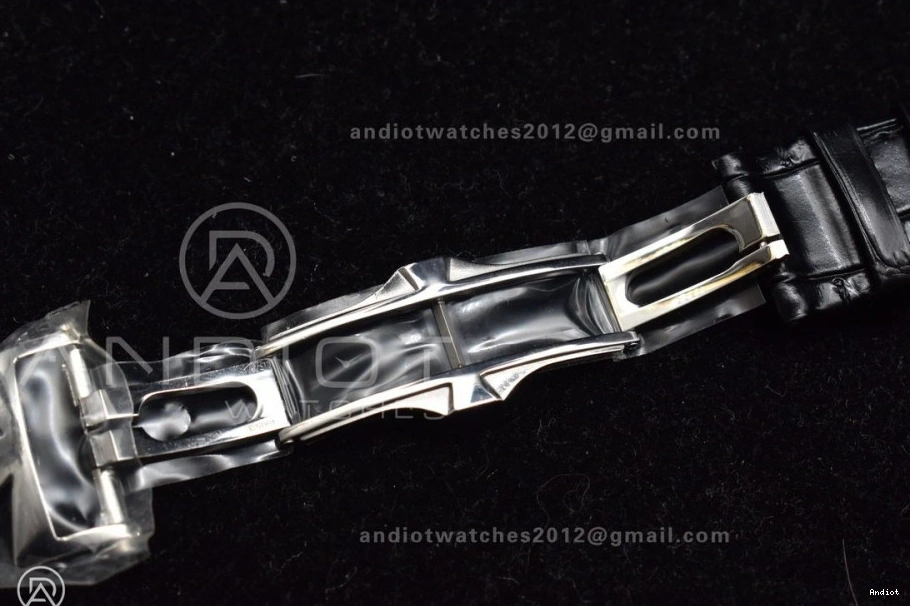 Black Dial on Black Maker Strap Rubber 8F SS Overseas 0501